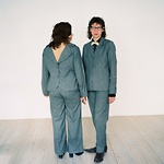 Sy dig en kostym-ett syföreningsprojekt, Studio 44 Sthlm 2003 © Lotte Nilsson-Välimaa och Tarika Lennerbjörk