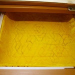 Karin Egertz / Inredning - broderi i violett och gult, detalj © Gunilla Poignant