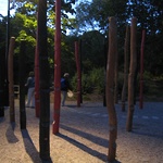  Pelarlabyrinten, Vitabergsparkens lekplats, Stockholm av Maria Sandstig och Rikke Wilms © Maria Sandstig